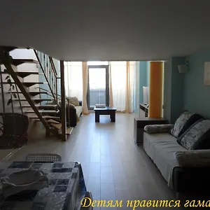  Апартаменты константа